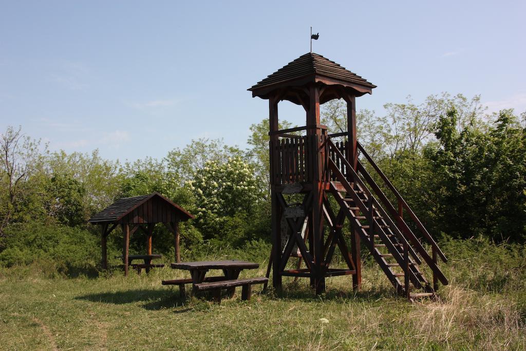 Hotel Robiniapark Szolad Exteriér fotografie